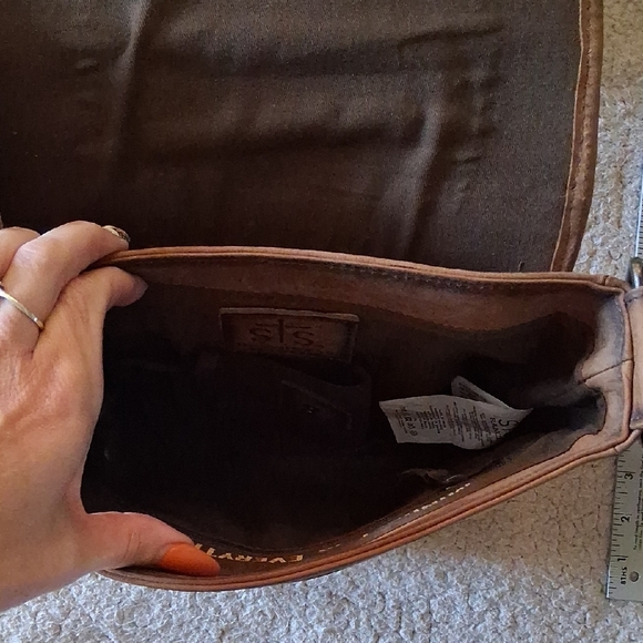 STS Ranchwear Tan and Cream Crossbody Bag - Picture 7 of 12